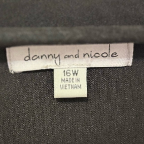 Danny & Nicole Elegant Black Jacket - Picture 4 of 6